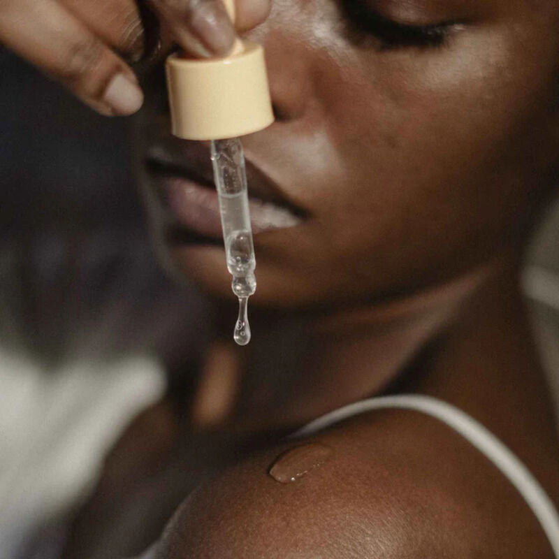 BIJOUX - INDISCRETS REVITALIZING INTIMATE MASSAGE DROPS - Image 4